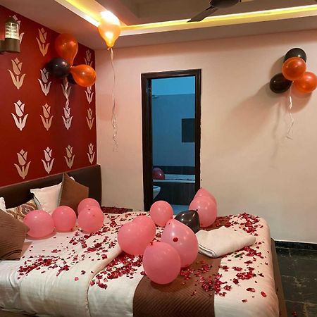Hotel O Bridge Ahmedabad Eksteriør bilde