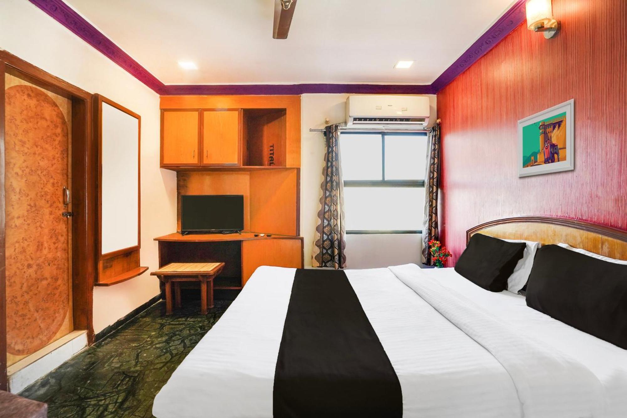 Hotel O Bridge Ahmedabad Eksteriør bilde