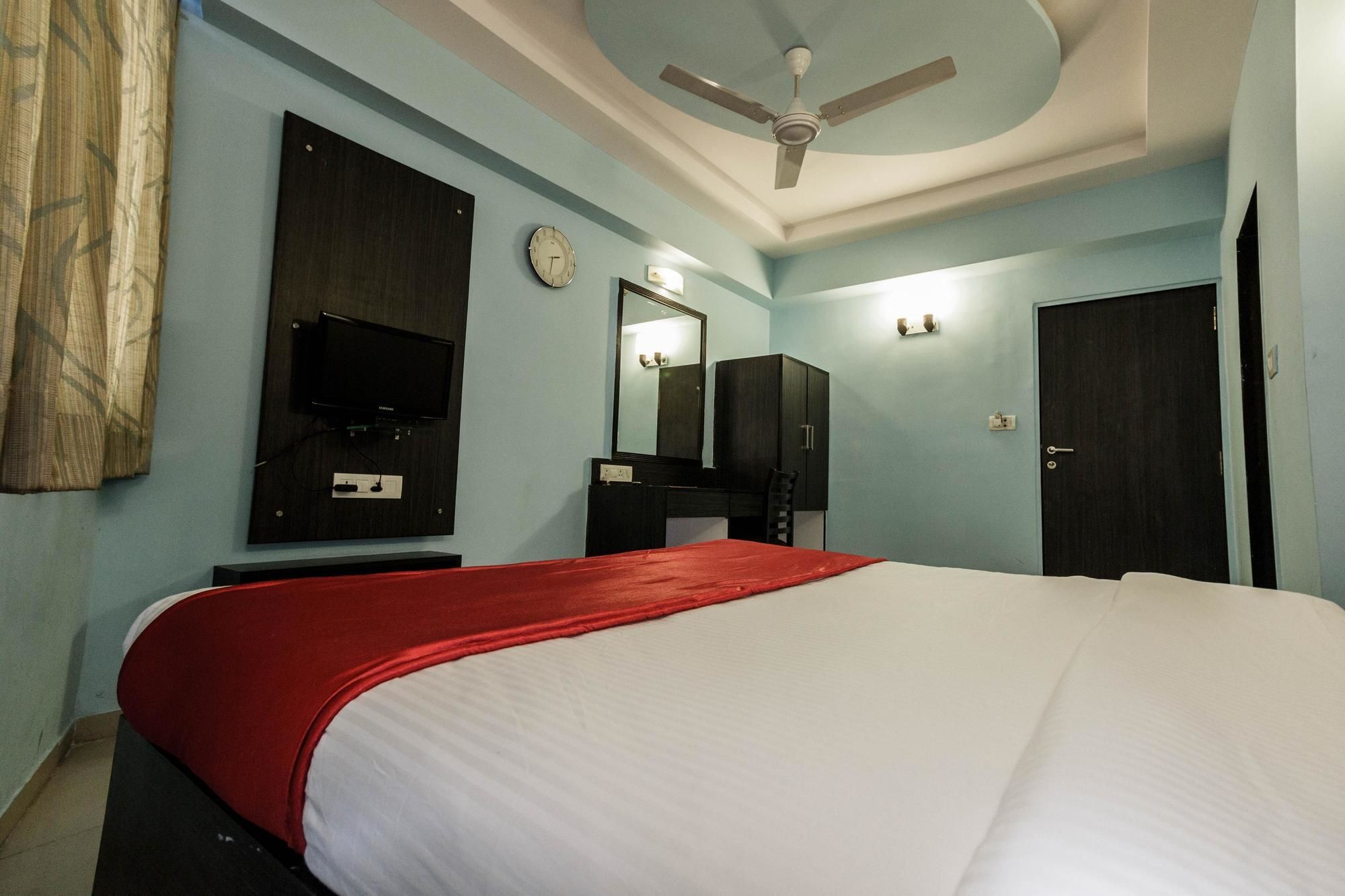 Hotel O Bridge Ahmedabad Eksteriør bilde